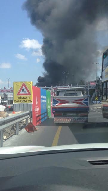 İstanbul Merter'de yangın